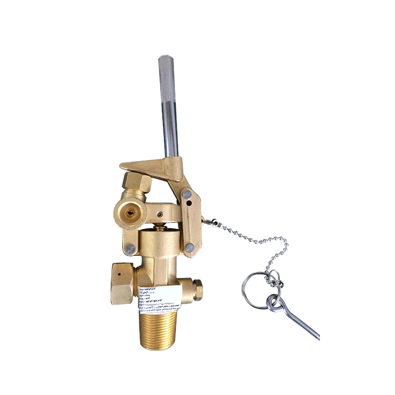 Is the TROLLEY CO2 FIRE EXTINGUISHER VALVE easy to put into use quickly in an emergency?